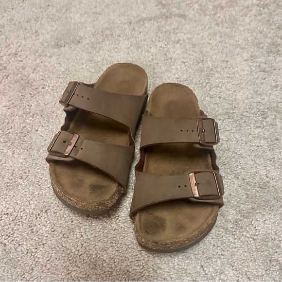 Mocha leather Birkenstock Arizona’s (Little kid 13-13.5) or Euro 31 - Picture 4 of 7